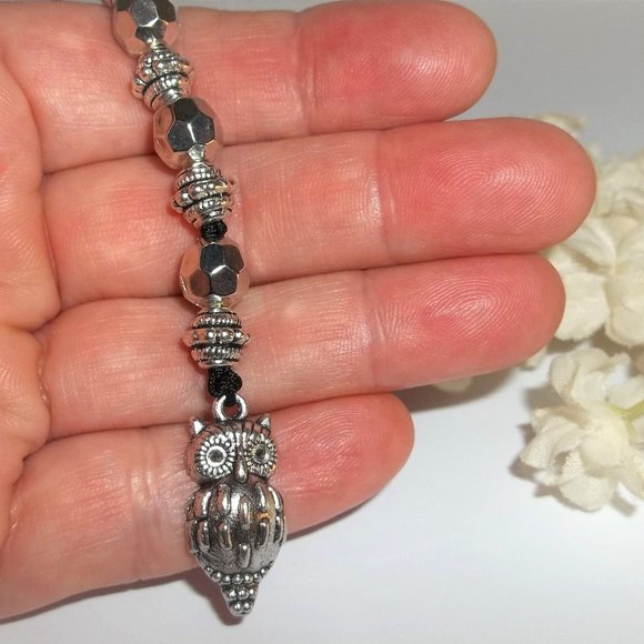 NWT Owl Bookmarker Bookmark Book Reading Gift Idea Beaded Handmade Silver 8156 - Picture 1 of 11